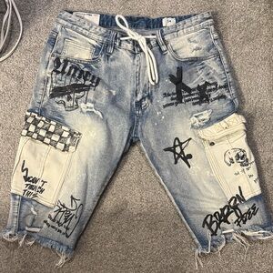 Trendy Distressed Graphic Denim Shorts